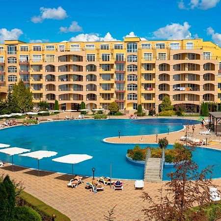 Menada Grand Resort Apartments Aheloj Kültér fotó