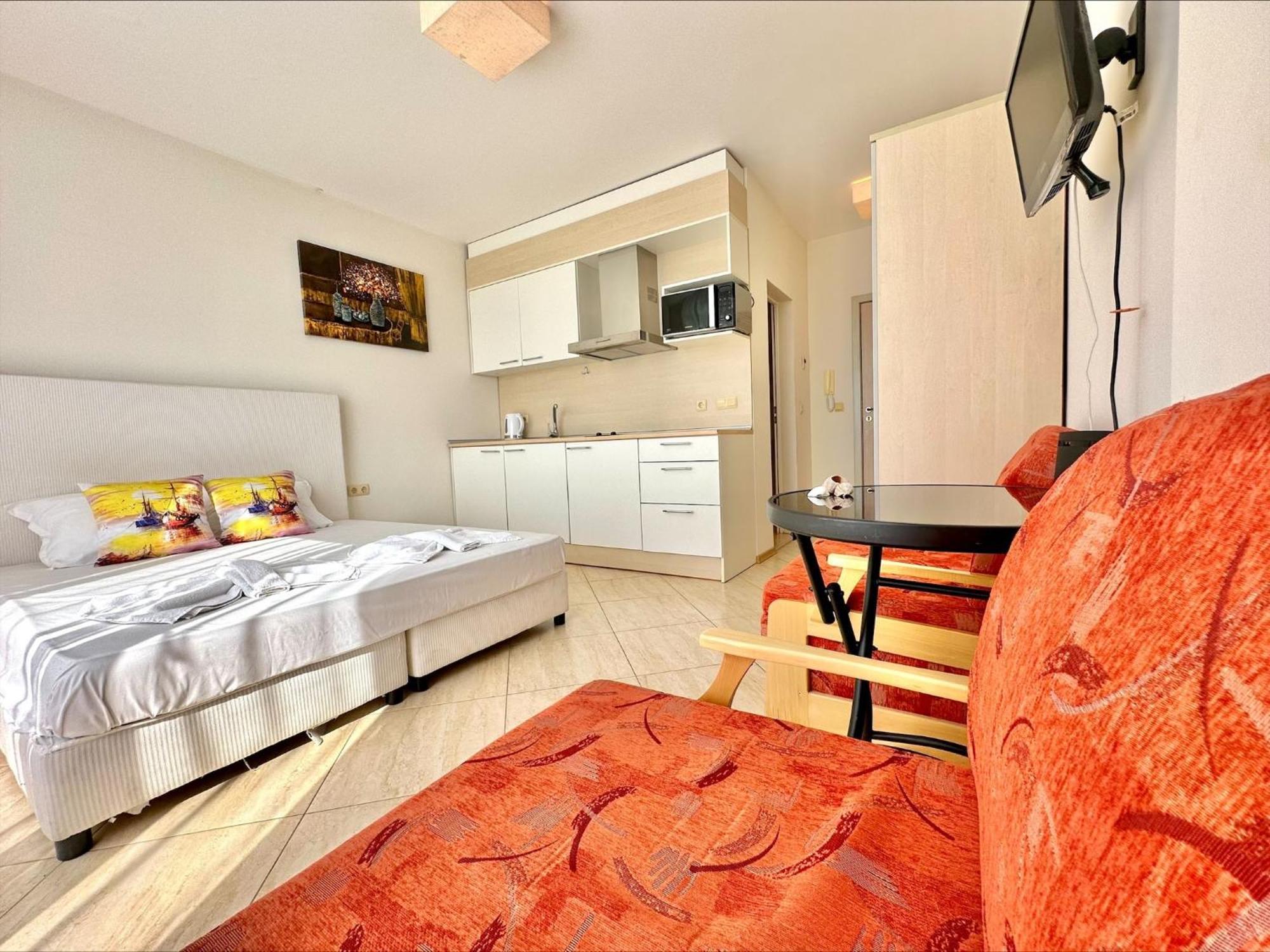 Menada Grand Resort Apartments Aheloj Szoba fotó