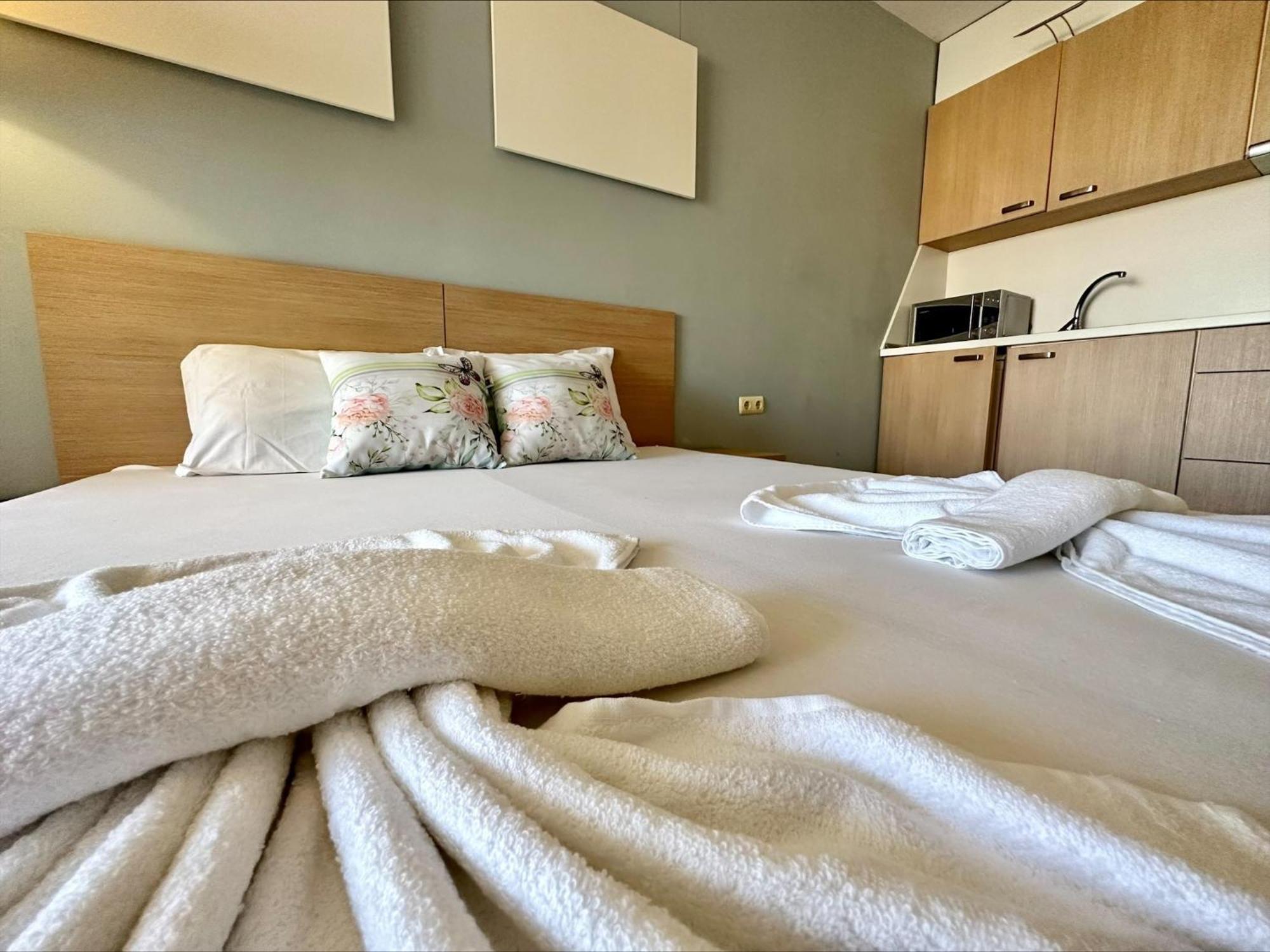 Menada Grand Resort Apartments Aheloj Szoba fotó