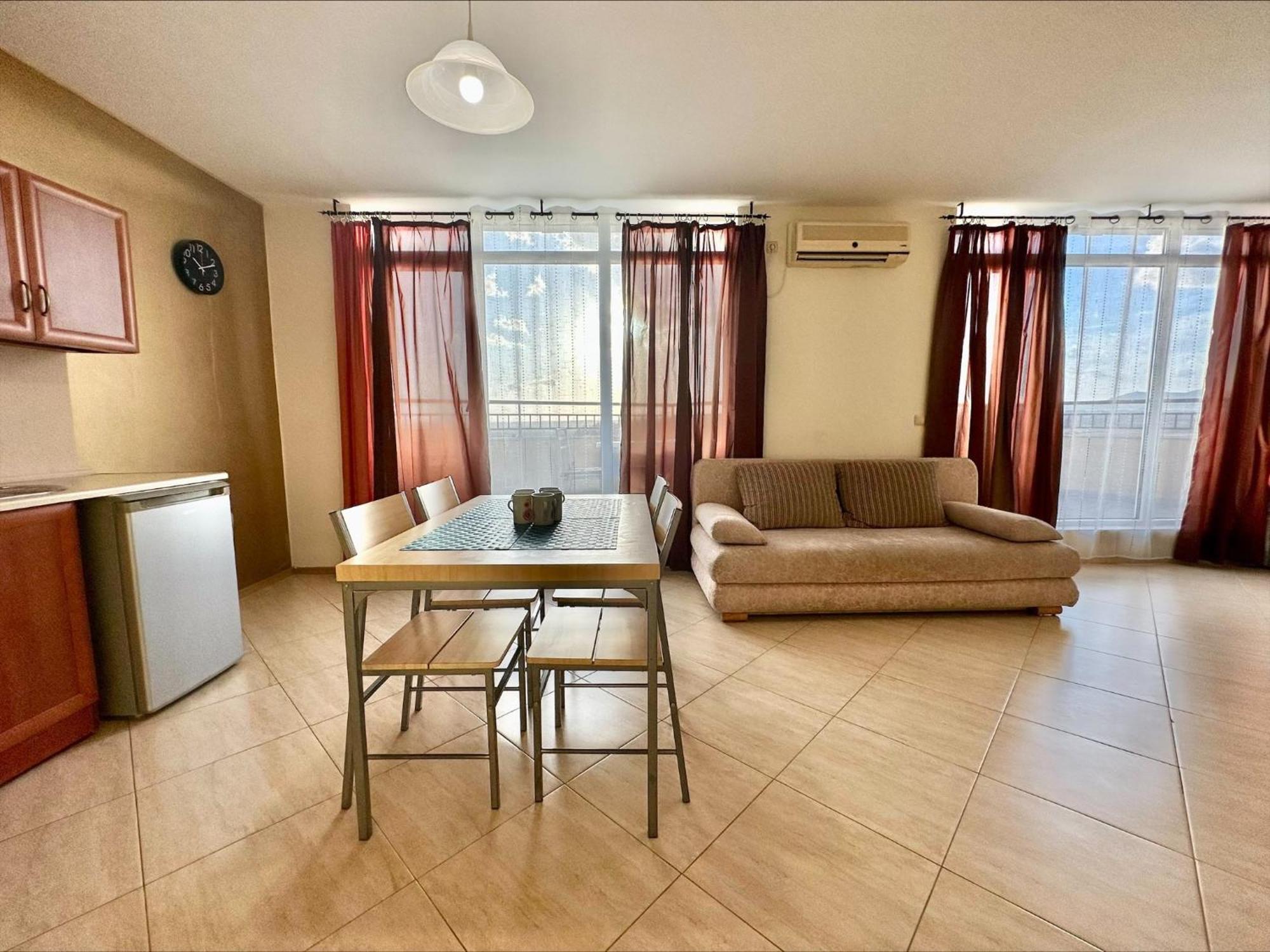 Menada Grand Resort Apartments Aheloj Szoba fotó