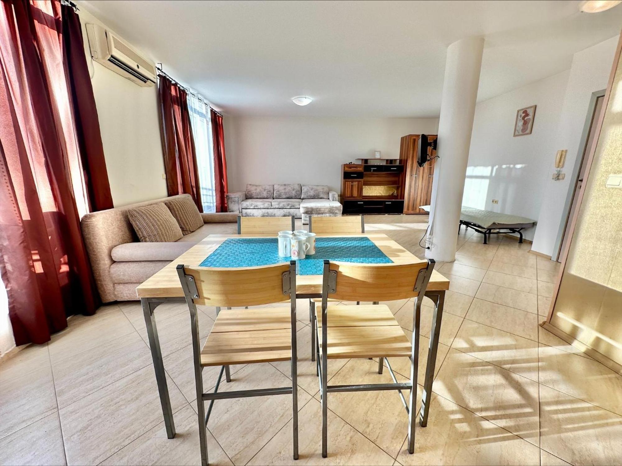 Menada Grand Resort Apartments Aheloj Szoba fotó