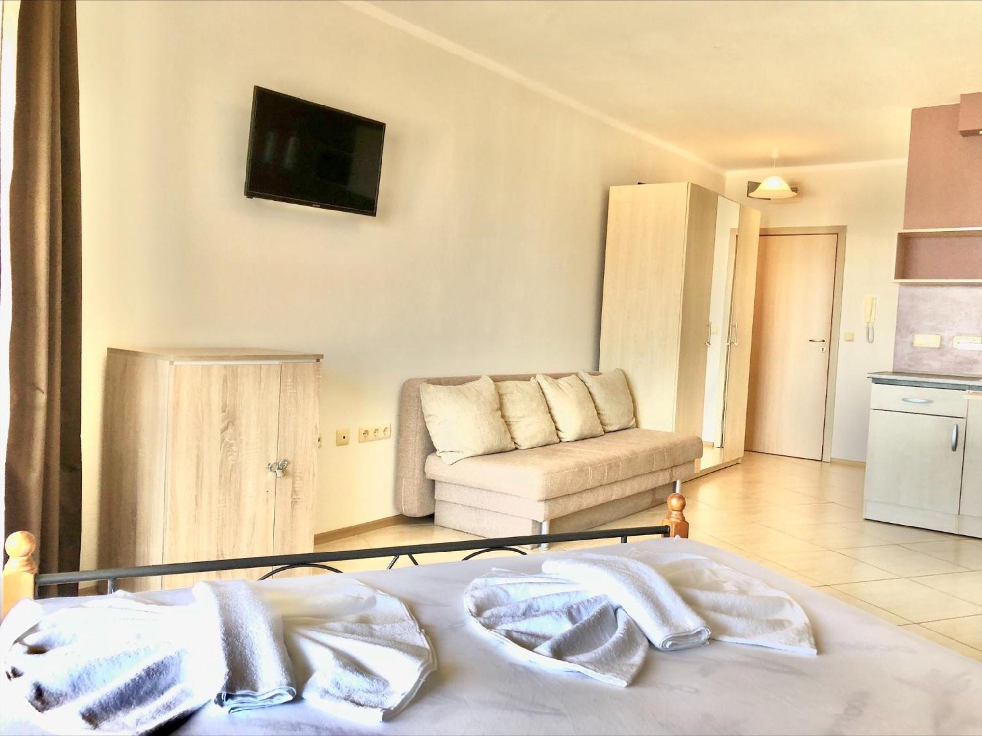 Menada Grand Resort Apartments Aheloj Szoba fotó